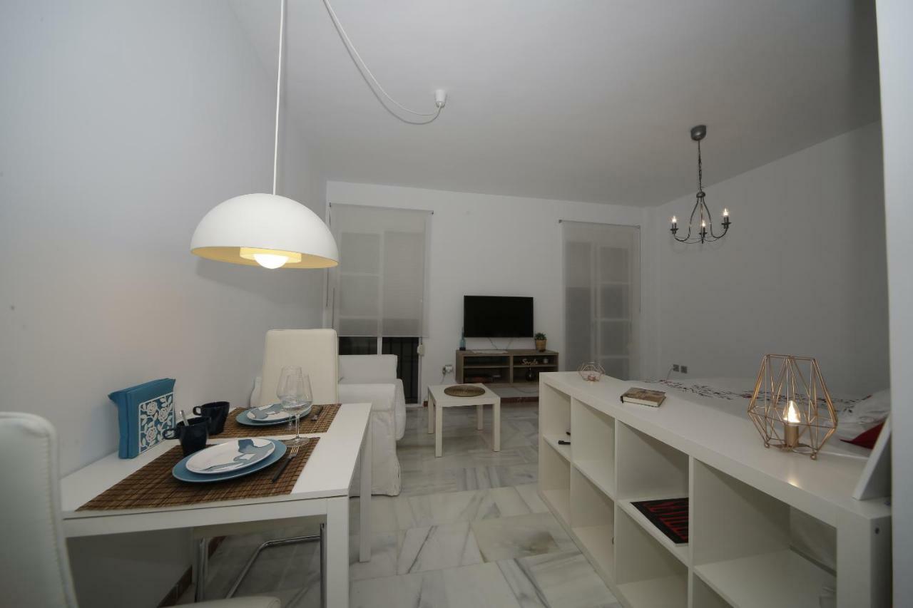 Las Llaves De San Pedro Apartment Seville Ngoại thất bức ảnh